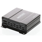 Il sistema audio M-600.4 MD 24V, un amplificatore a 4 canali della serie M di colore nero con controlli e porte etichettati, è mostrato su uno sfondo bianco.