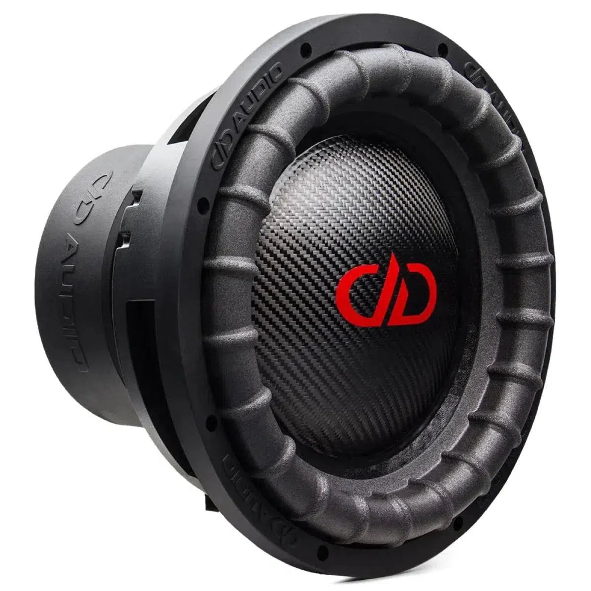El DD Audio Power Tuned 3515i ESP es un subwoofer negro de 15 con cono texturizado, imán de ferrita, atrevidas crestas y logotipo central rojo.