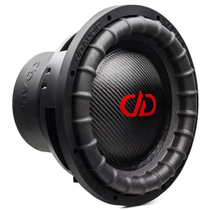 De DD Audio Power Tuned 3518i ESP subwoofer, zwart met een getextureerde conus en rood logo, levert een robuuste 1200W bas voor krachtige audioprestaties.