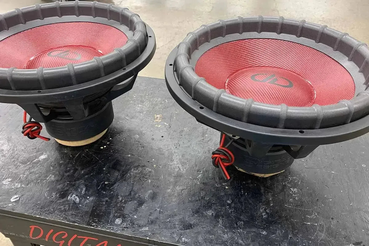 dd-custom-colors-made-in-usa-subwoofers-10-b01b4ace_2