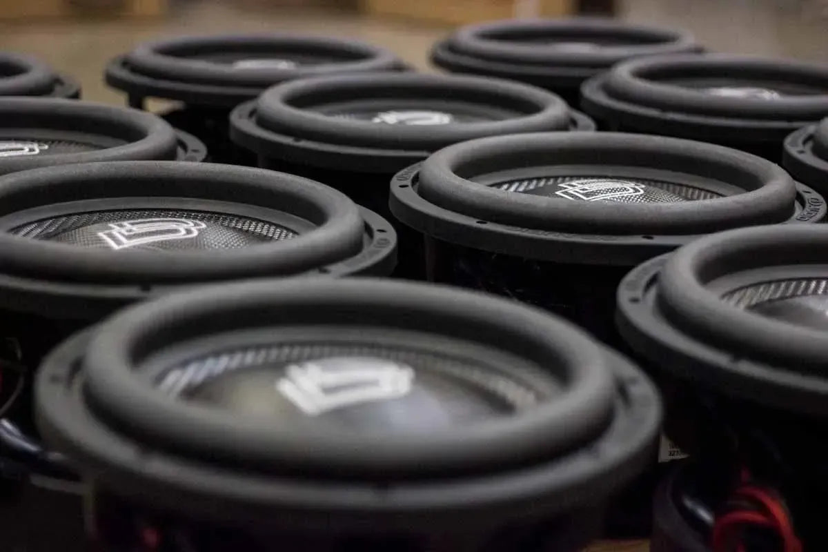 dd-custom-colors-made-in-usa-subwoofers-111-7cd37c22_2