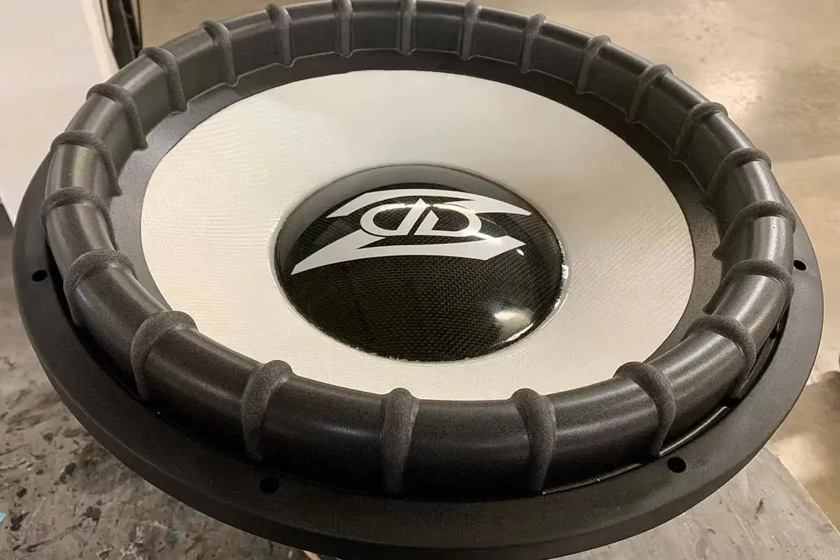 dd-custom-colors-made-in-usa-subwoofers-29-9e432a27_2