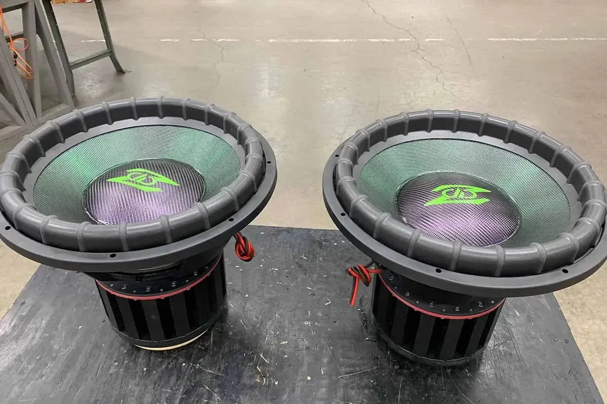 dd-custom-colors-made-in-usa-subwoofers-3-8bfa243a_1