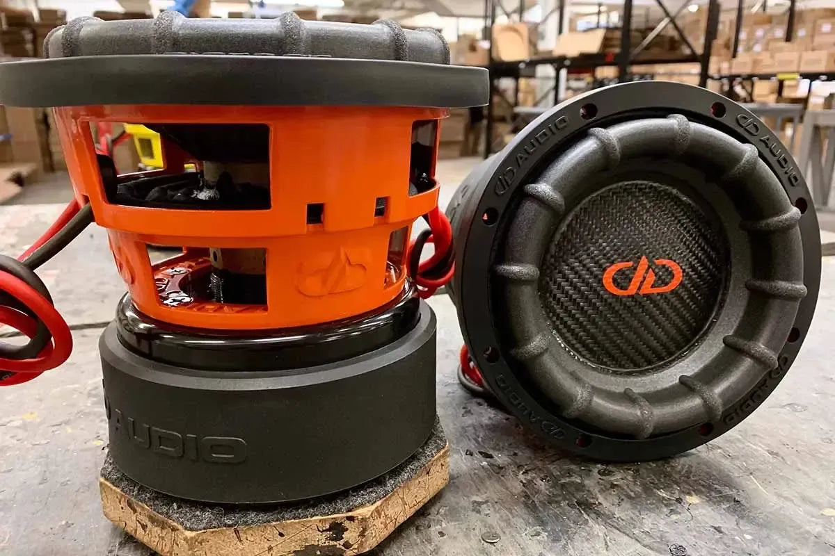 dd-custom-colors-made-in-usa-subwoofers-92-763ad9fb_1