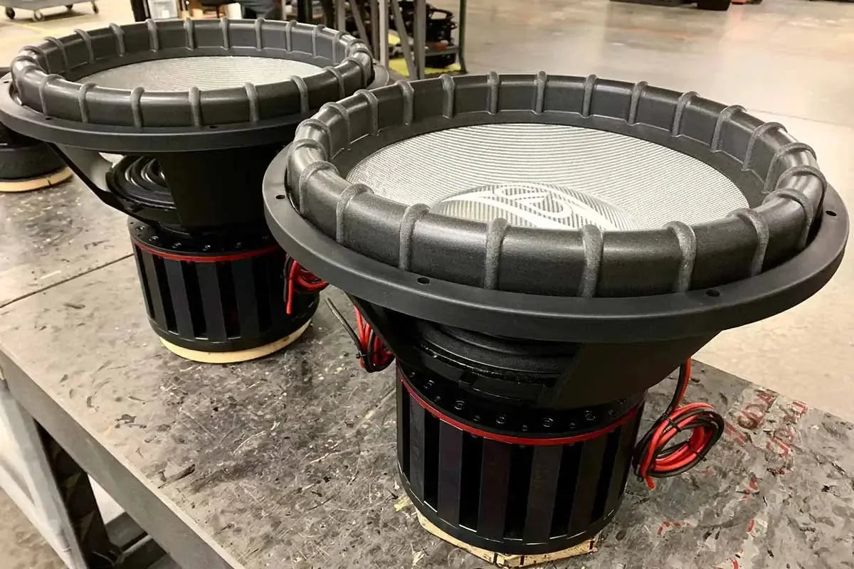 dd-custom-colors-made-in-usa-subwoofers-98-b7057e8f_2