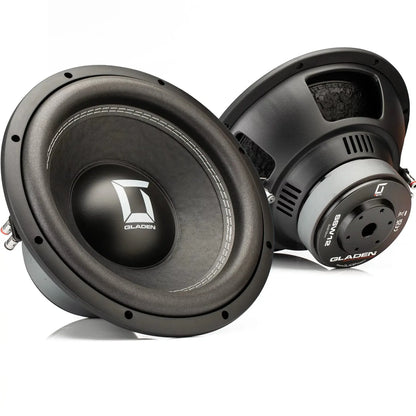 Twee Gladen Sigma SSW12-subwoofers – gezien van voren en van achteren – met metalen accenten en het merklogo, ideaal voor een diepe bas in de autoradio.