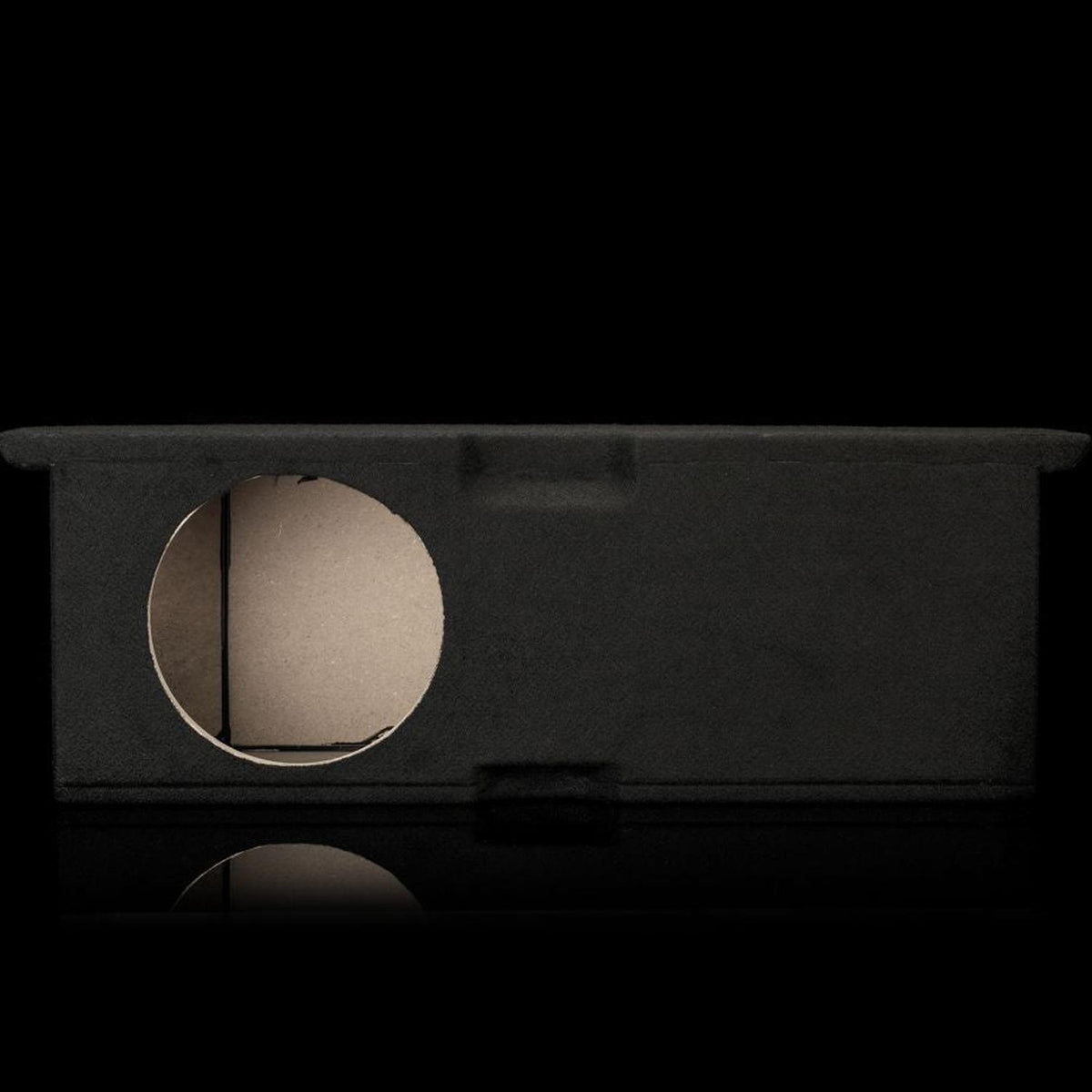 Gladen Subbox-EV: cassa per subwoofer rettangolare nera con apertura circolare sul lato sinistro, interno marrone; ideale per lAero Silent Pro Dämmung e per unefficace riduzione del rumore dellabitacolo.