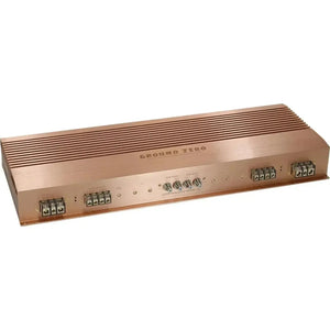 Amplificatore per auto in rame Ground Zero GZPA Reference 4PURE-SQ con tecnologia in Classe AB e controlli etichettati, mostrato angolato su sfondo bianco.