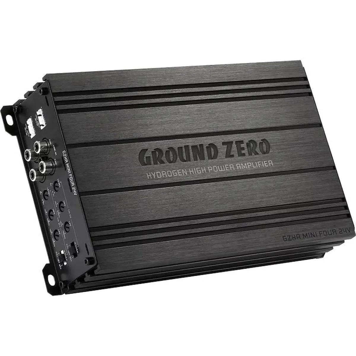 De Ground Zero Hydrogen GZHA MINI FOUR 24V is een zwarte compacte klasse D-versterker met zijdelingse ingangs-/uitgangspoorten en regelknoppen.