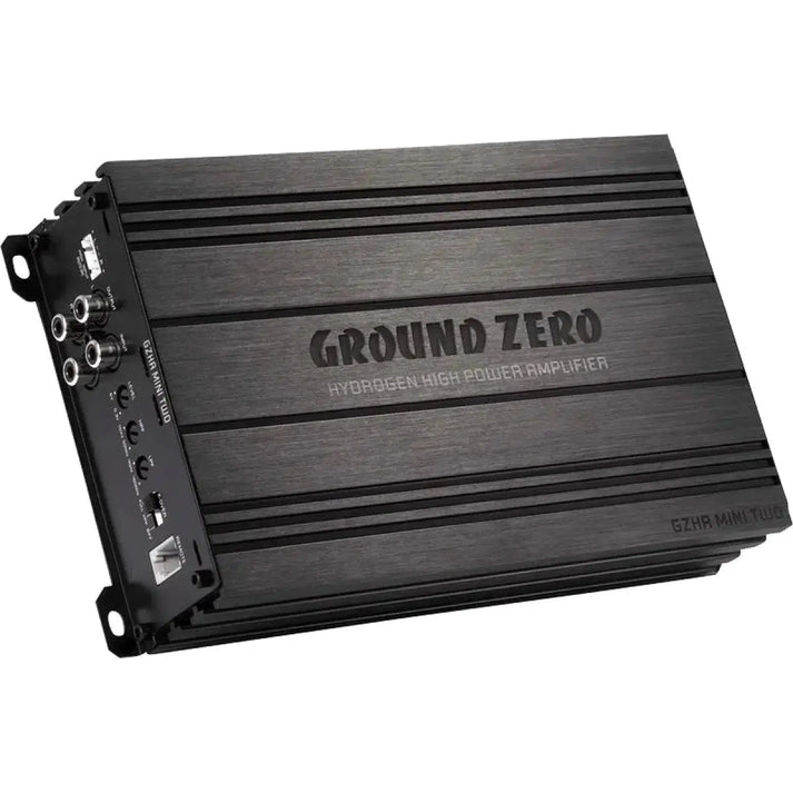 Le Ground Zero Hydrogen GZHA MINI TWO est un amplificateur de puissance à 2 canaux de couleur noire avec des boutons de contrôle latéraux et des ports dentrée.