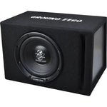 El Ground Zero Iridium GZIB 20BR es un subwoofer negro de 8 en un recinto bass reflex rectangular con 150W RMS y el nombre de la marca en la parte superior.