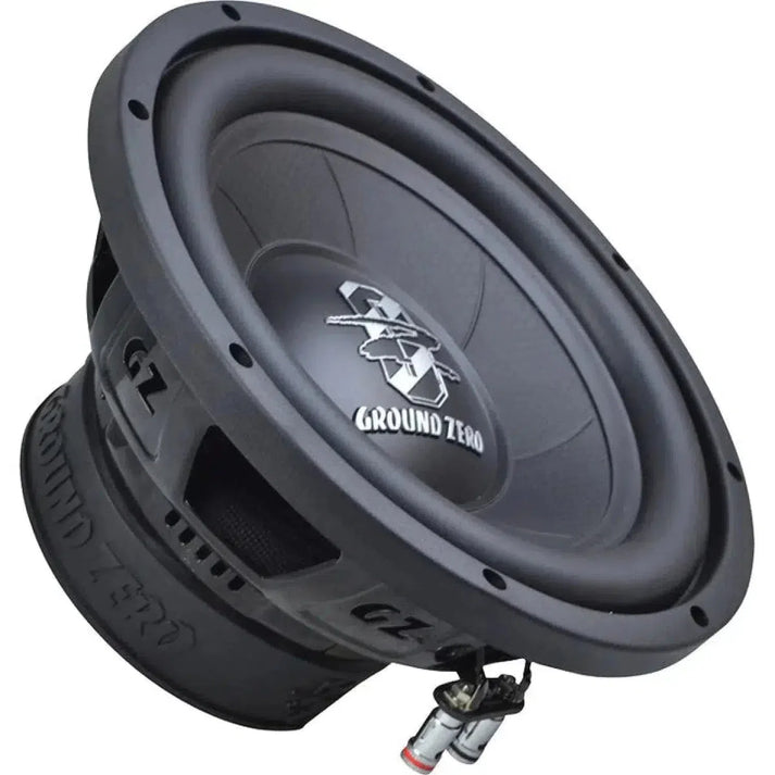 Il Ground Zero Iridium GZIW 250 è un subwoofer nero da 10 zolle con 250 W RMS, caratterizzato dal logo del marchio sul cono e da una robusta struttura angolare.