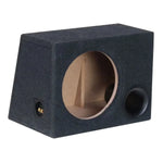 Il Masori B1240 è un subwoofer rettangolare nero in MDF con unapertura di 30 cm, una porta laterale e connettori di cablaggio su unestremità.