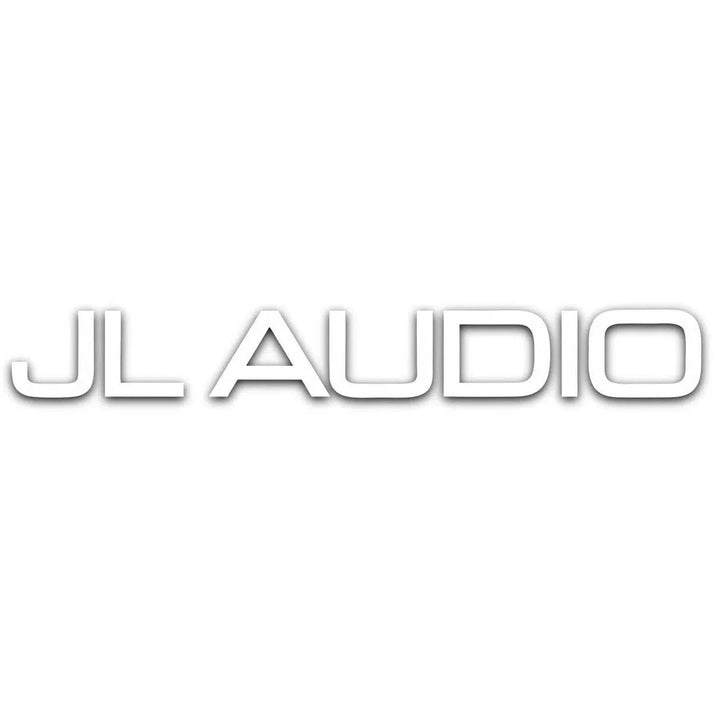 La imagen muestra el JL Audio Sticker - lang por Masori en negrita, letras de plata sobre blanco, ideal para Autofolierung con ORACAL 751 High Performance Folie.