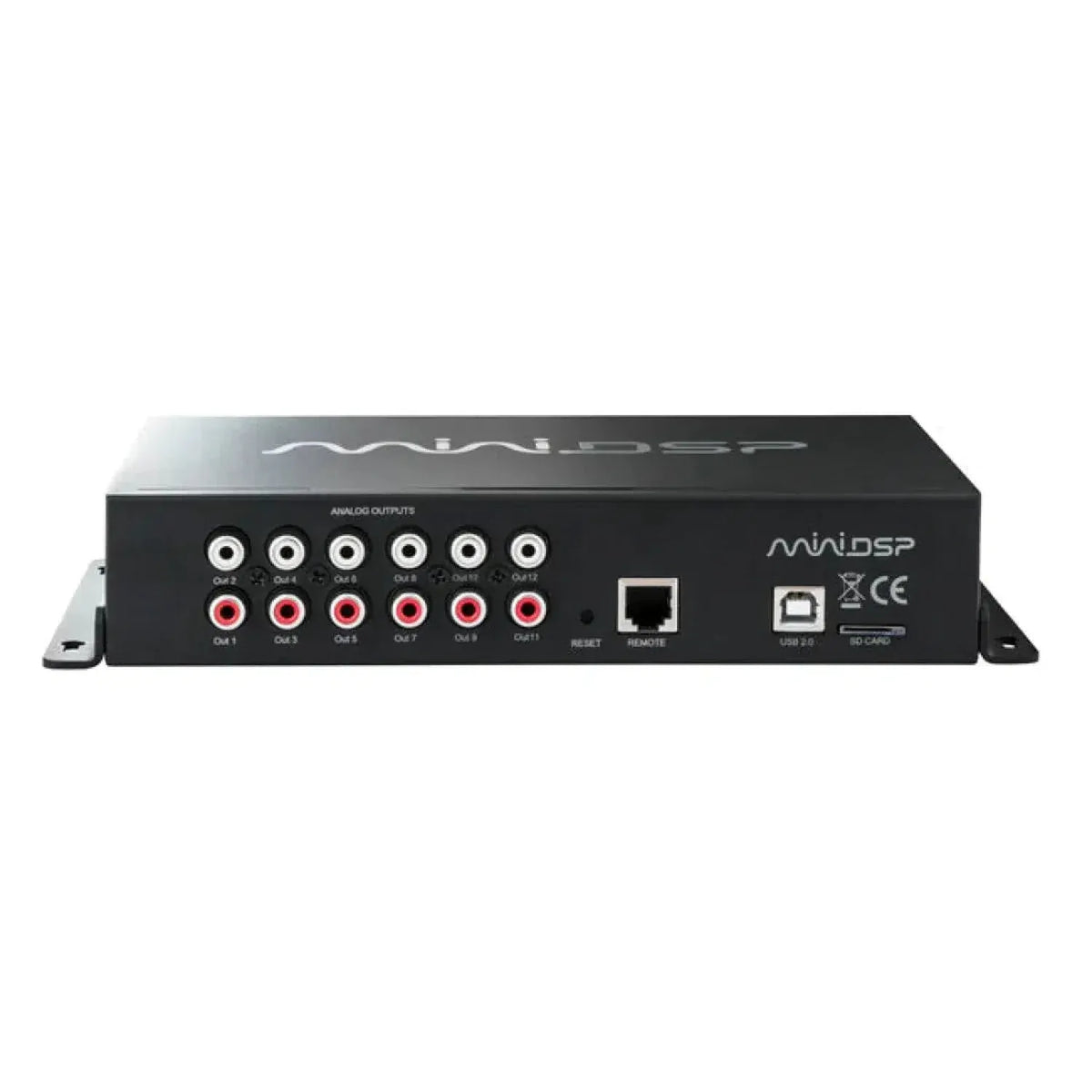 Il miniDSP C-DSP 8x12 V2.0 nero è dotato di uscite multiple RCA, pulsante di reset, porta remota, ingresso USB e convertitore a 32 bit.