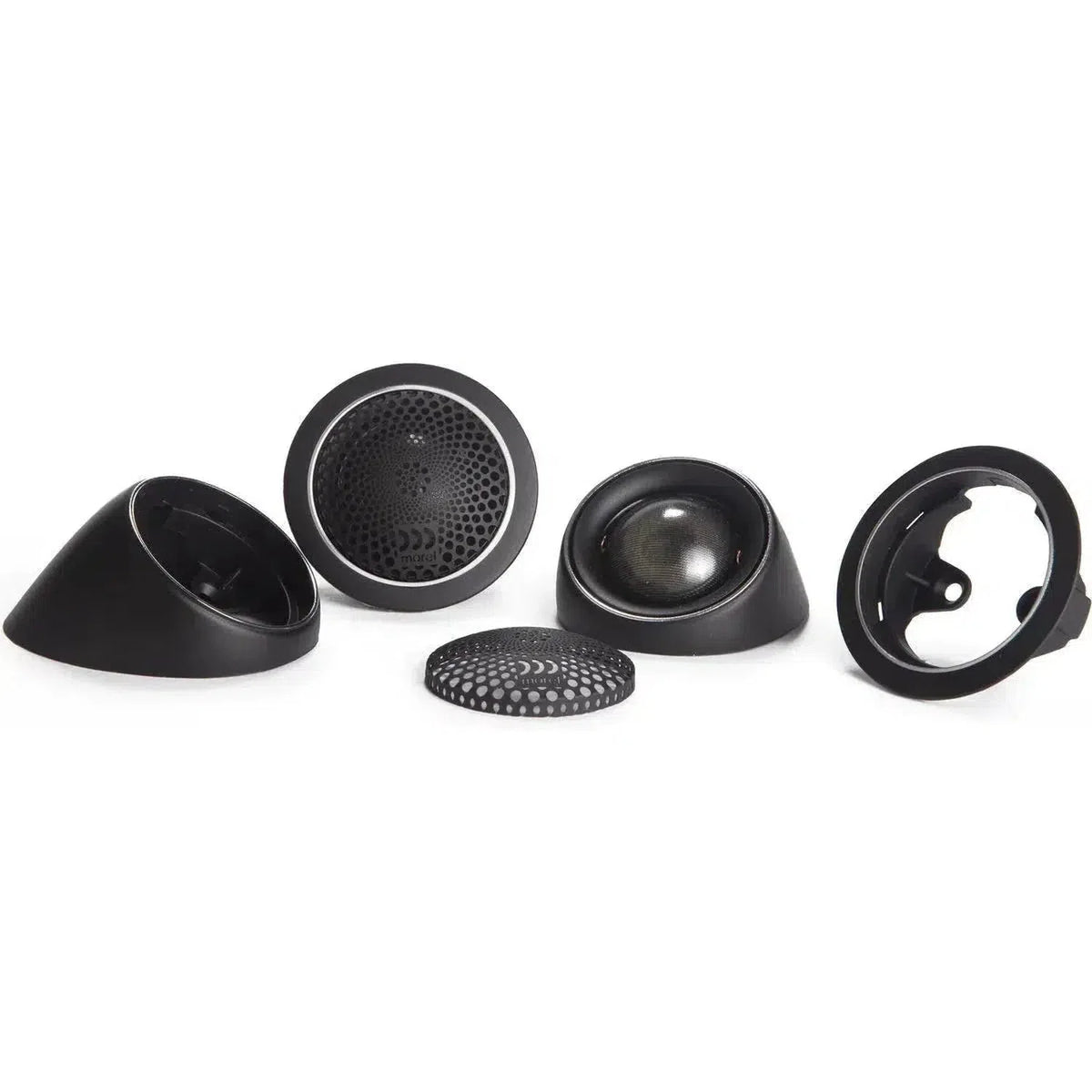 Vijf componenten van de Morel MT300 set zijn gerangschikt op een witte achtergrond, waaronder Hybrid dome tweeters, montage cups en een klein Acuflex rooster.