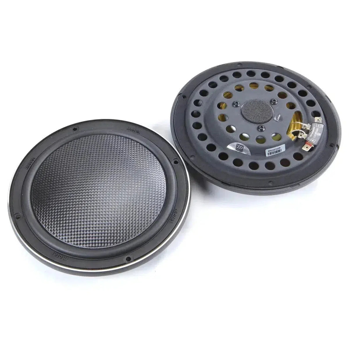 Dos altavoces redondos para car audio: uno muestra el frontal negro texturizado, el otro revela el Morel Virtus Nano Carbon 63 y los intrincados componentes electrónicos.