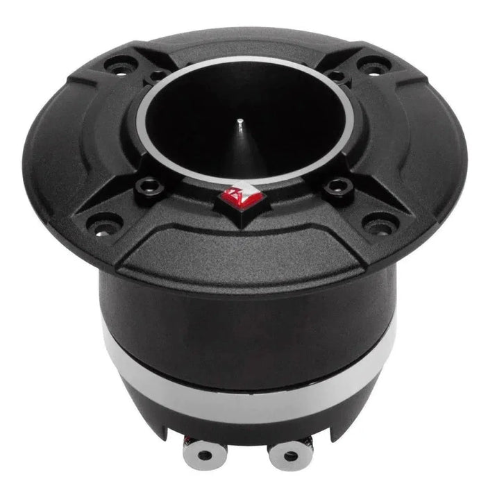 Il Punch Pro PP4-NT di Rockford Fosgate è un tweeter rotondo nero da 4 mm con tromba svasata, fori di montaggio visibili e connettori metallici nella parte inferiore.