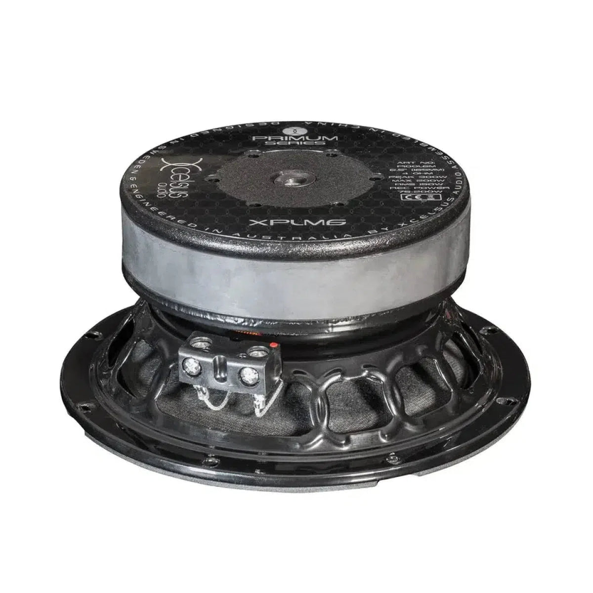 LXcelsus Primum XPLM6 -SQL è un subwoofer audio per auto da 6,5 di colore nero con magnete di grandi dimensioni, struttura in metallo e terminali da 4 Ohm.